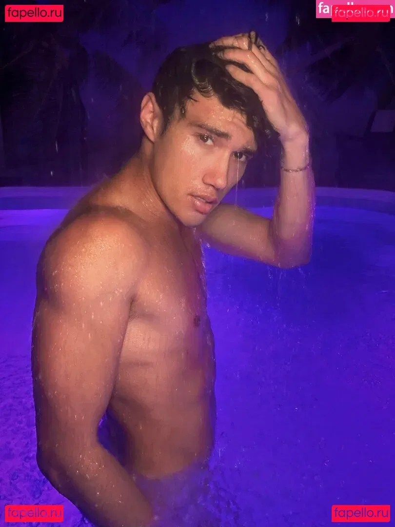 lifeofalexjames Onlyfans Photo Gallery 