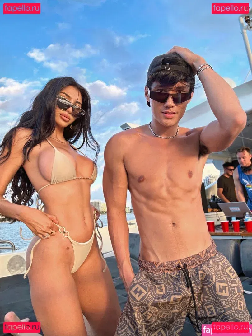 lifeofalexjames Onlyfans Photo Gallery 