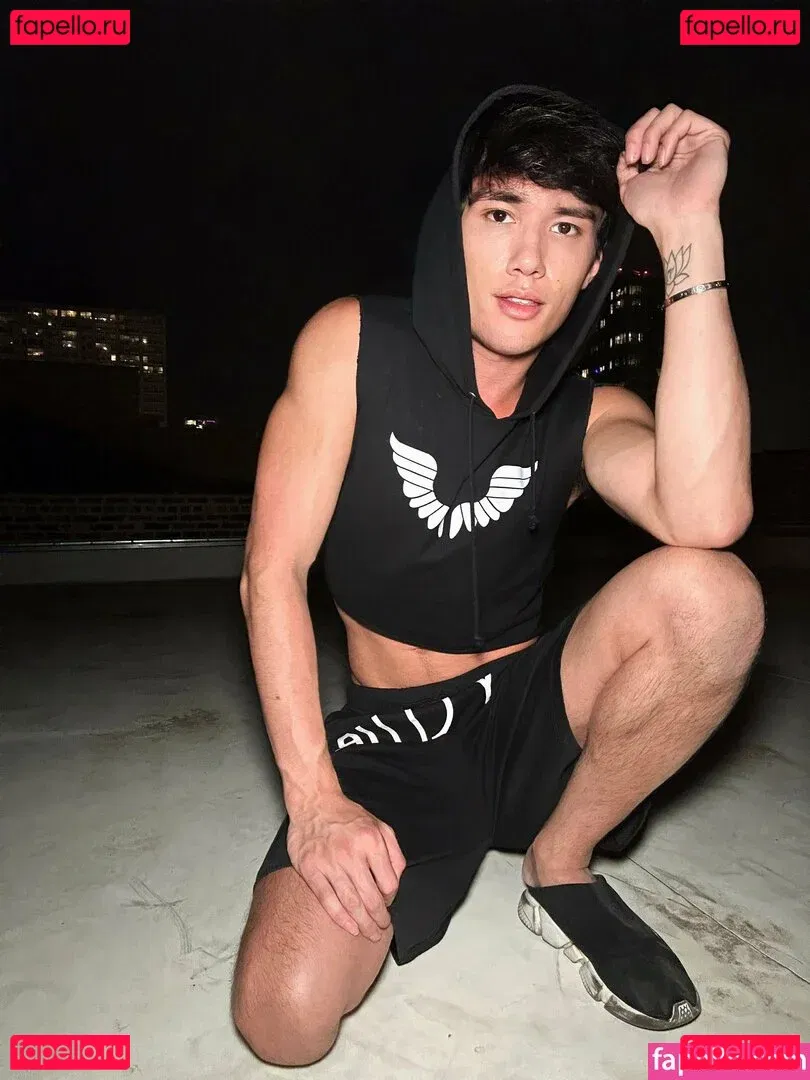 lifeofalexjames Onlyfans Photo Gallery 