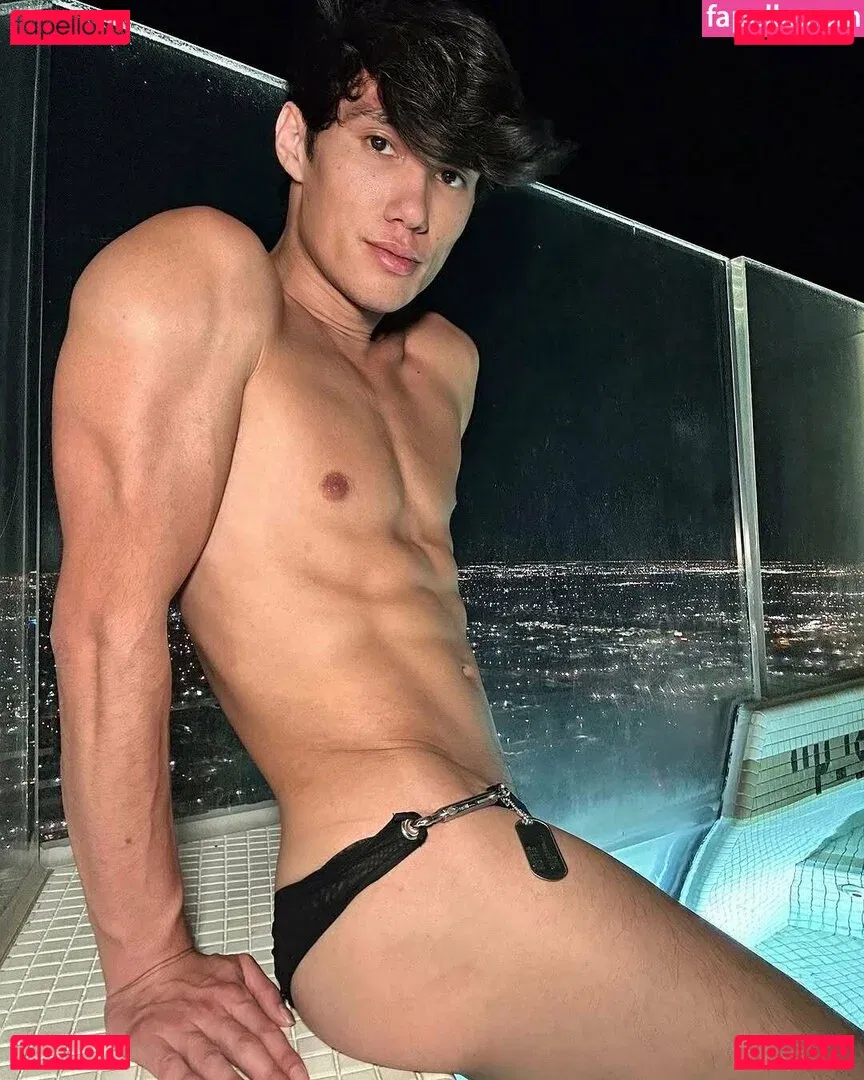 lifeofalexjames Onlyfans Photo Gallery 