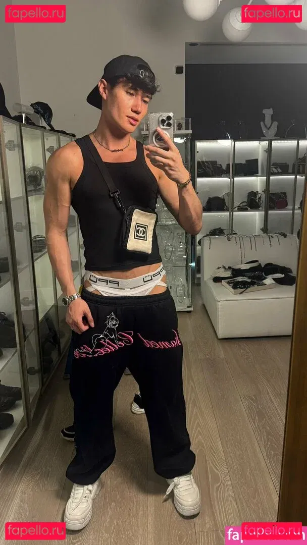 lifeofalexjames Onlyfans Photo Gallery 