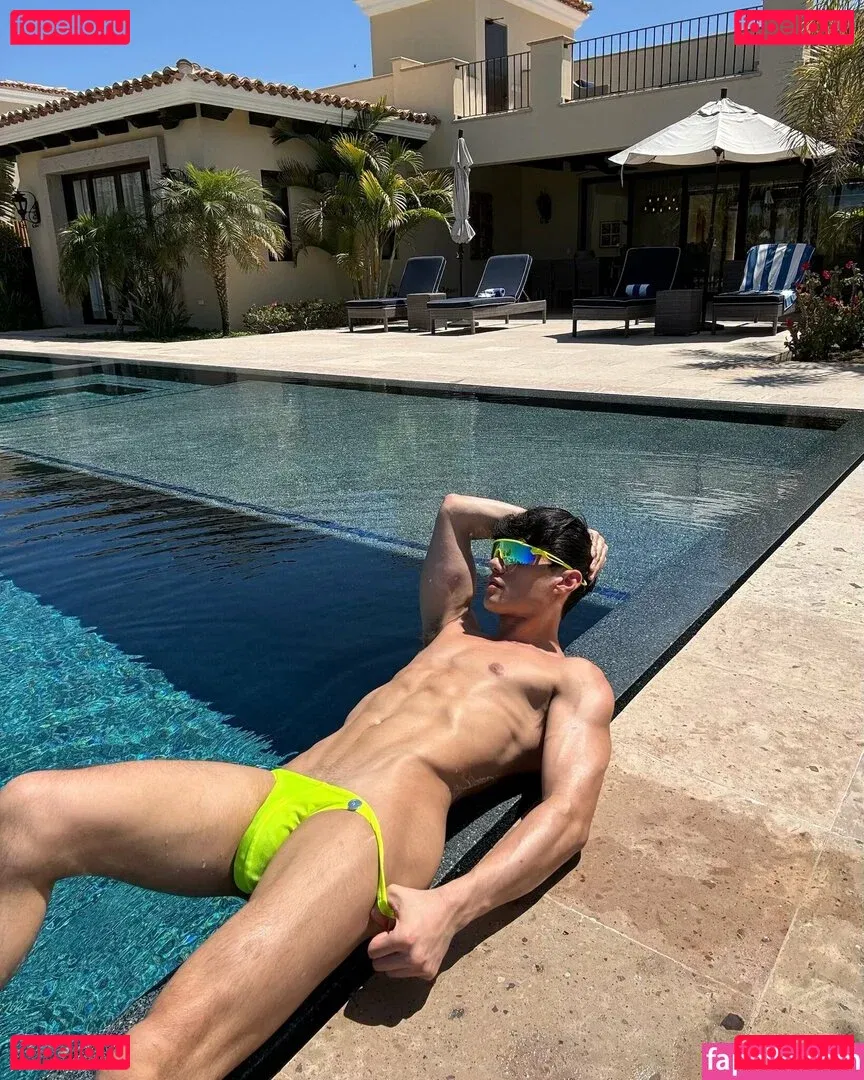 lifeofalexjames Onlyfans Photo Gallery 