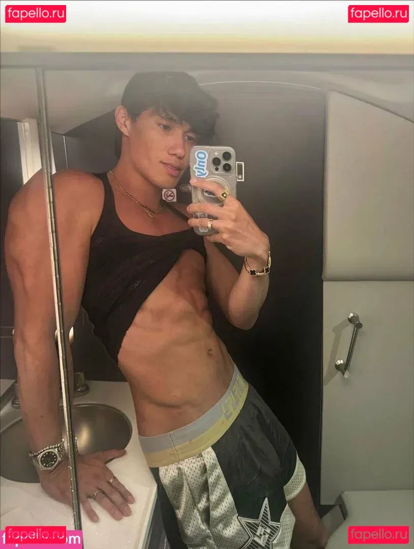 lifeofalexjames Onlyfans Photo Gallery 