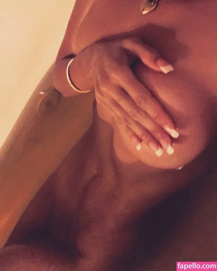 trinitystclair Onlyfans Photo Gallery 