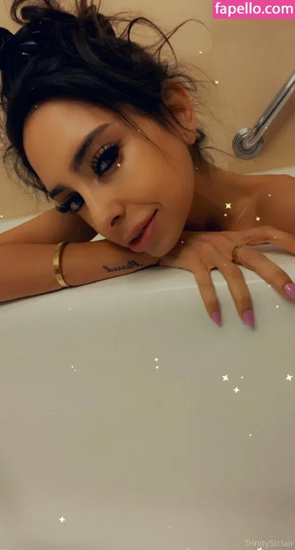 trinitystclair Onlyfans Photo Gallery 