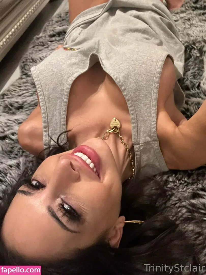 trinitystclair Onlyfans Photo Gallery 