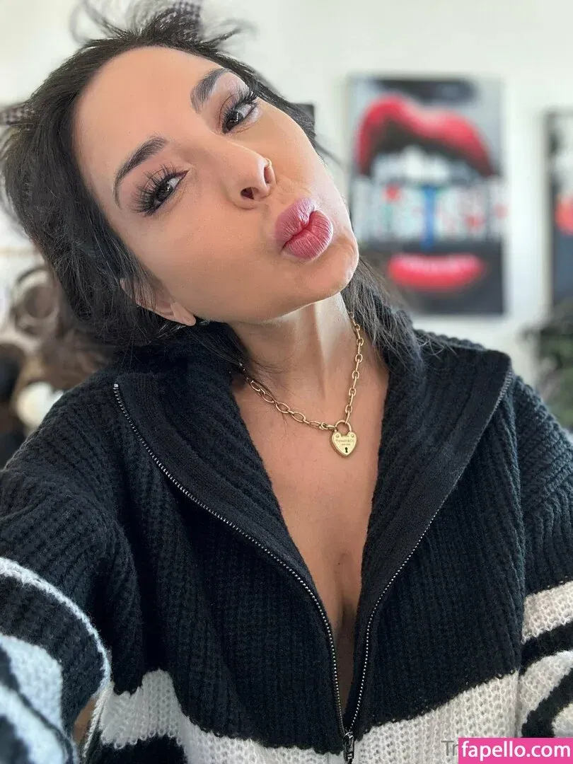 trinitystclair Onlyfans Photo Gallery 