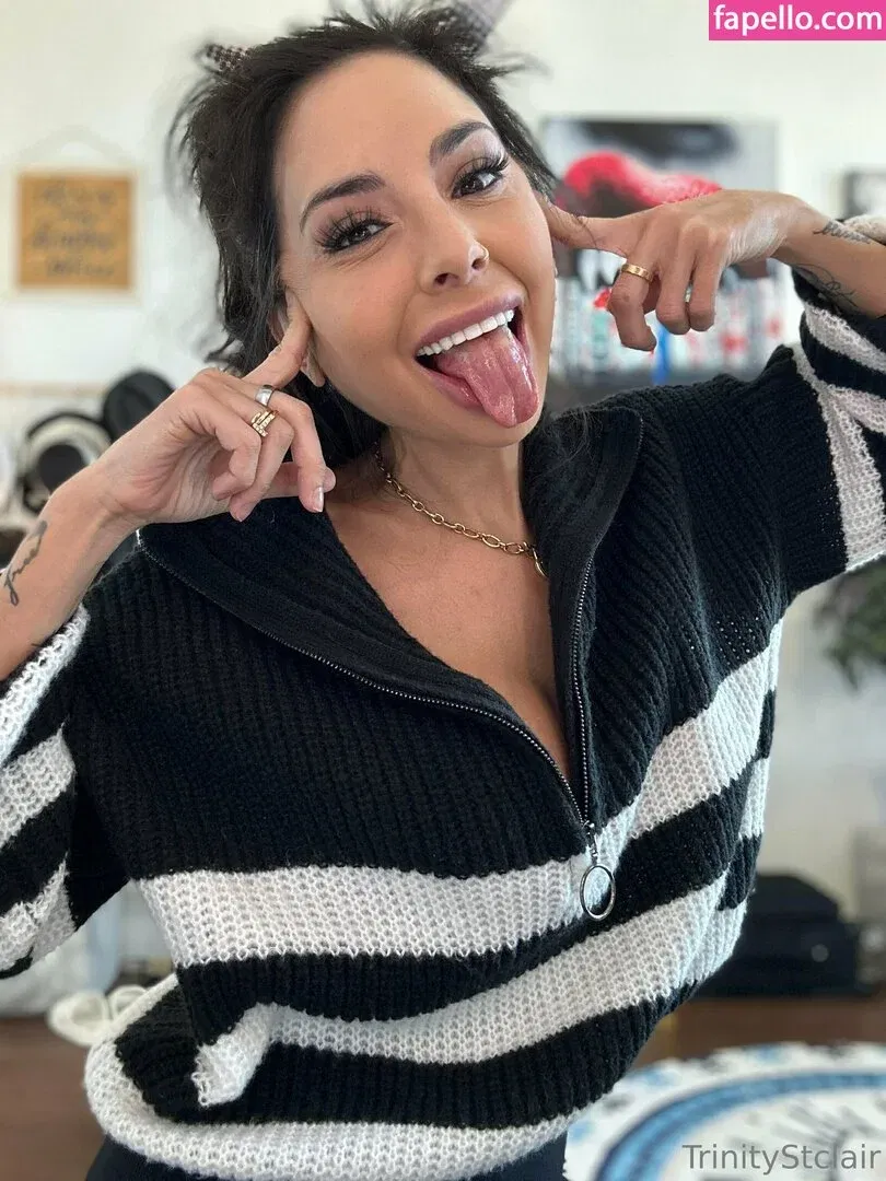 trinitystclair Onlyfans Photo Gallery 