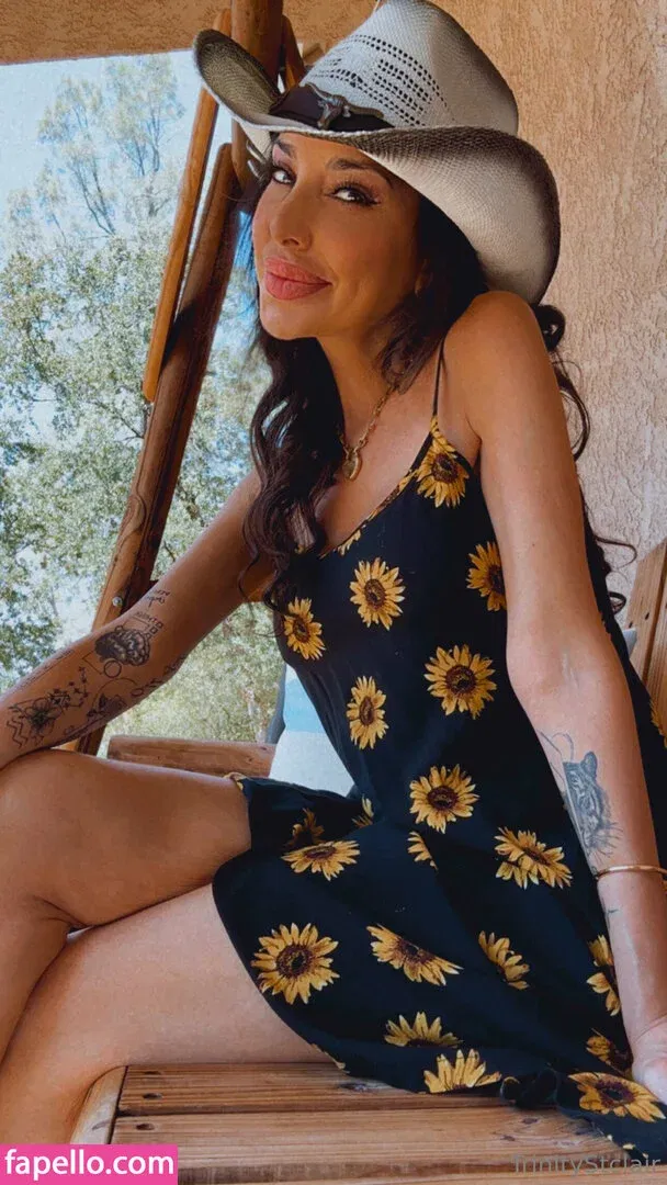 trinitystclair Onlyfans Photo Gallery 