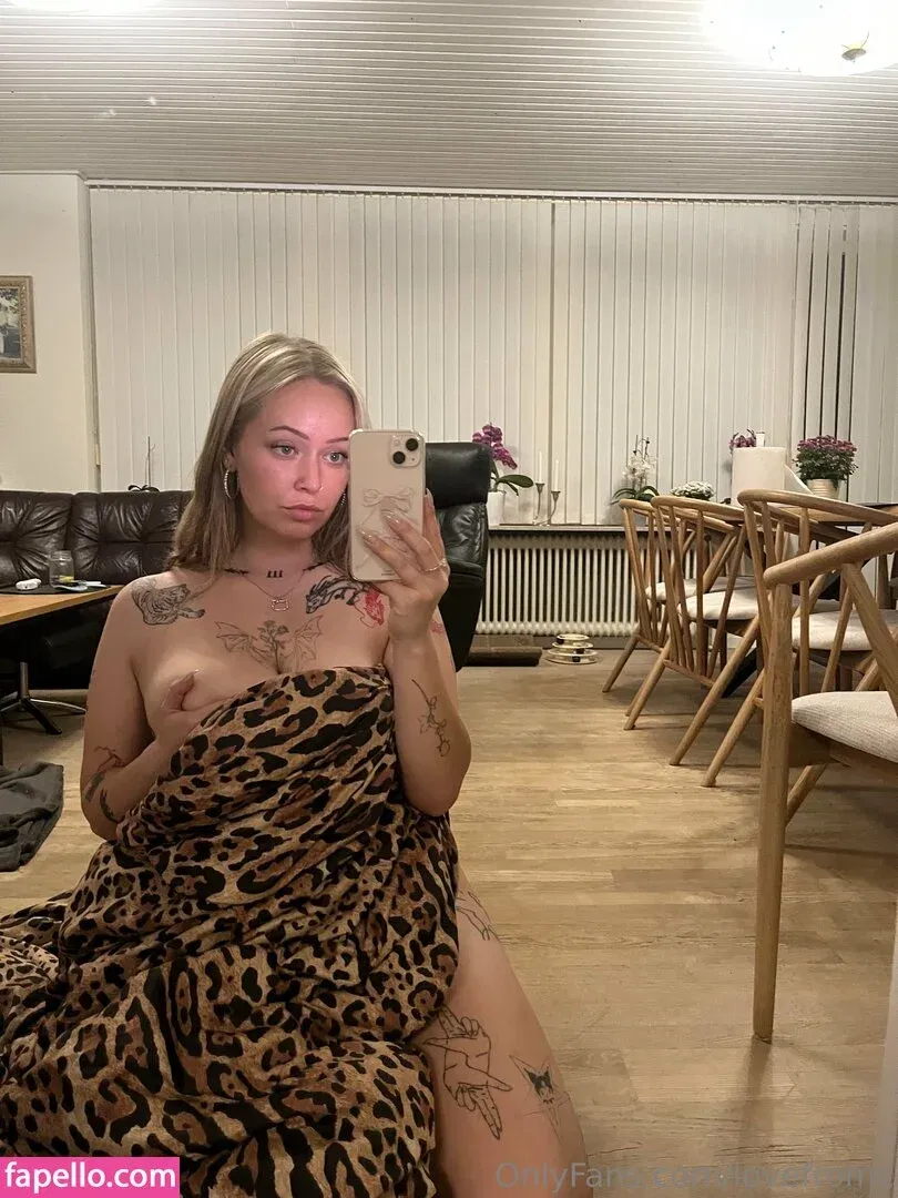 lovefromc Onlyfans Photo Gallery 