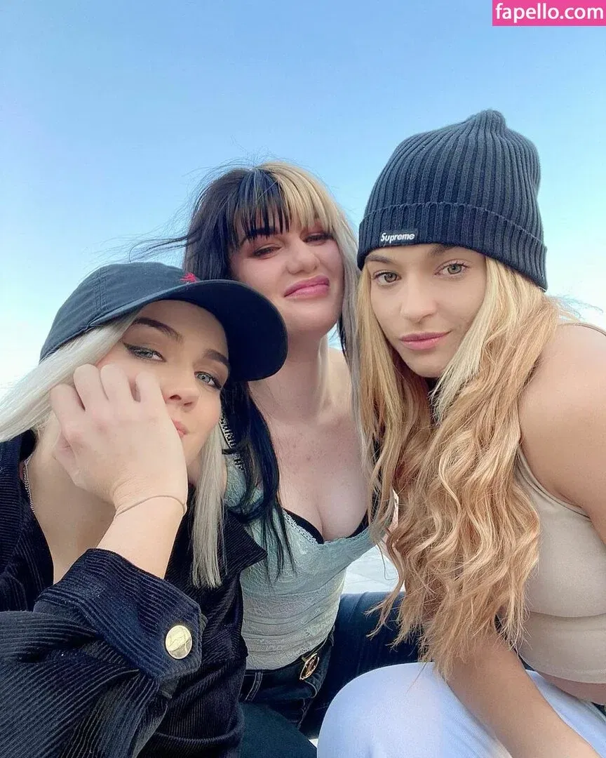 Jaime Hayter Onlyfans Photo Gallery 