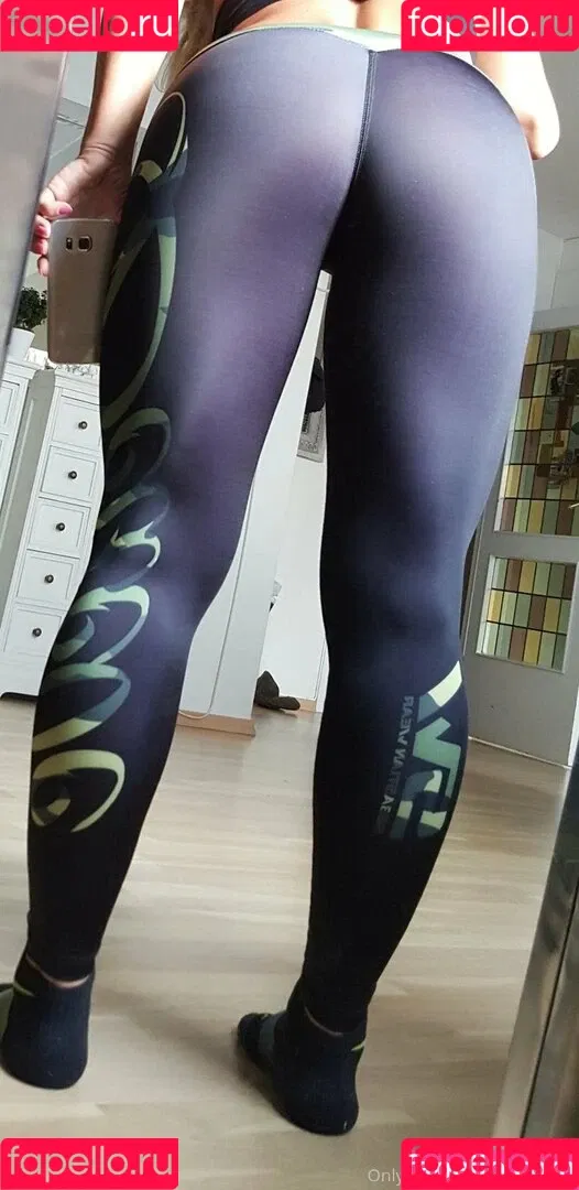 miss-stocking Onlyfans Photo Gallery 