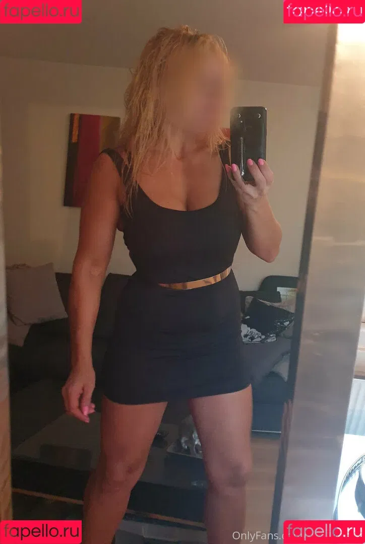 miss-stocking Onlyfans Photo Gallery 