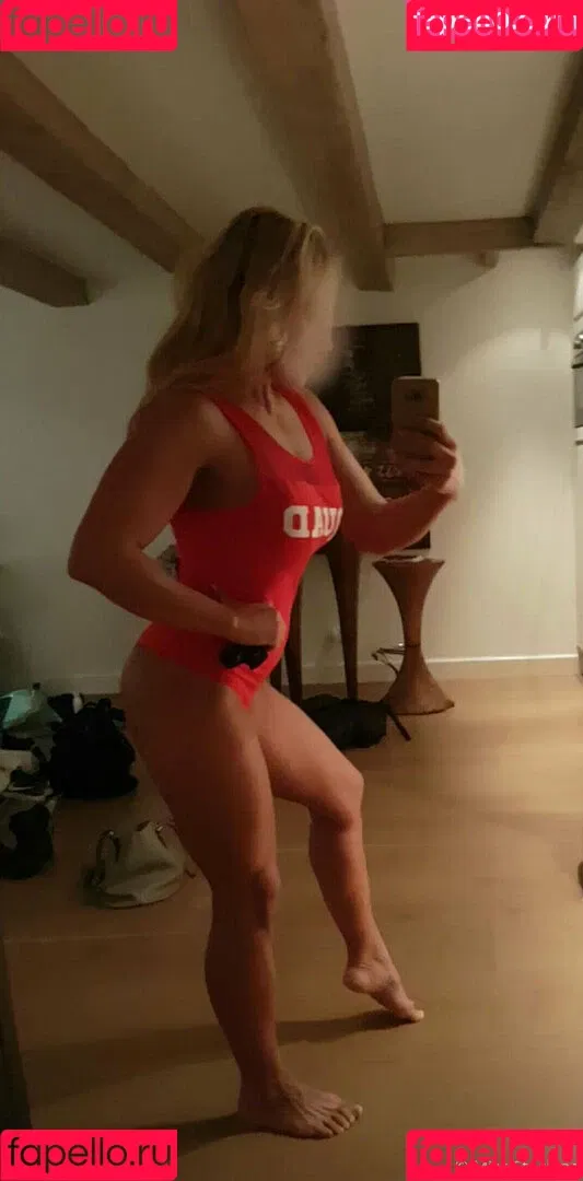 miss-stocking Onlyfans Photo Gallery 