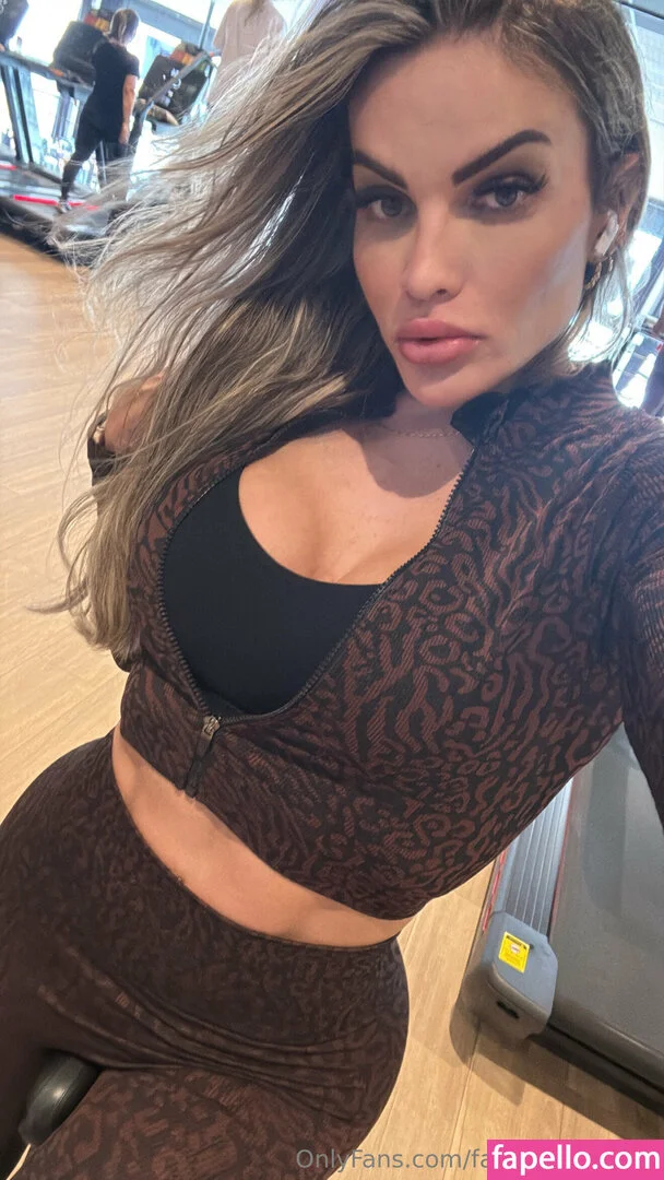 fabyzinhaoficial Onlyfans Photo Gallery 