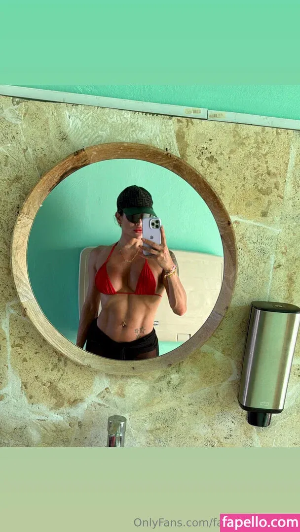 fabyzinhaoficial Onlyfans Photo Gallery 