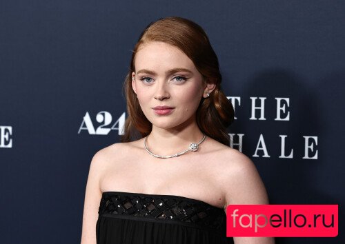 Sadie Sink Nude Onlyfans Photo 47