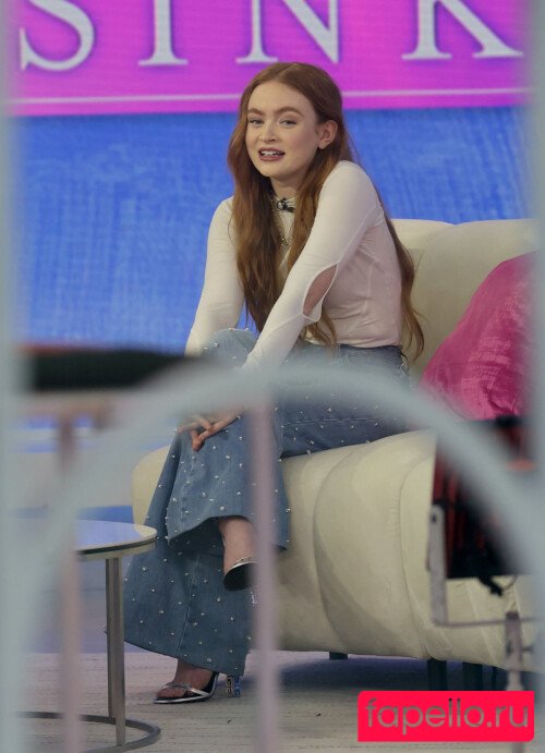 Sadie Sink Nude Onlyfans Photo 34