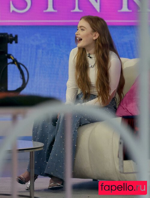 Sadie Sink Nude Onlyfans Photo 23