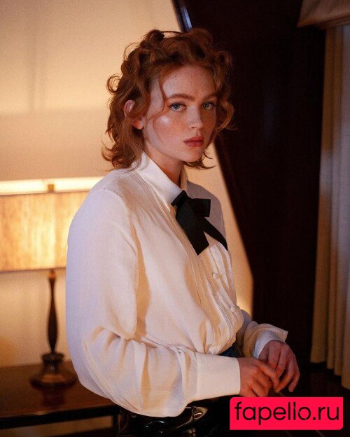 Sadie Sink Nude Onlyfans Photo 10