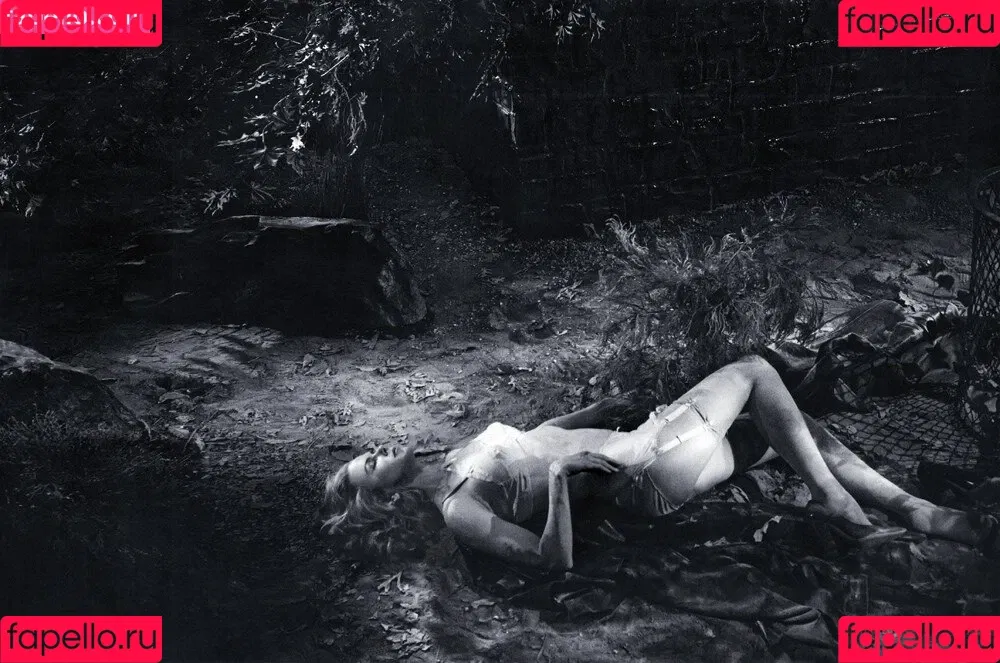 Nicole Kidman Onlyfans Photo Gallery 