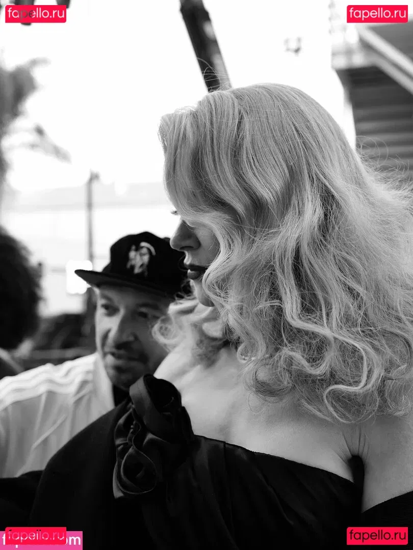 Nicole Kidman Onlyfans Photo Gallery 