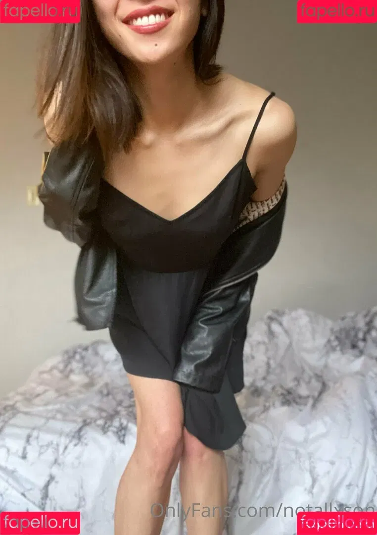 notallxson Onlyfans Photo Gallery 