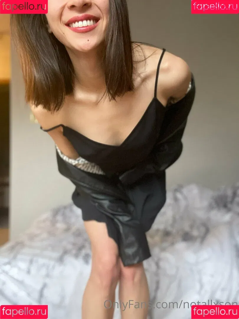 notallxson Onlyfans Photo Gallery 