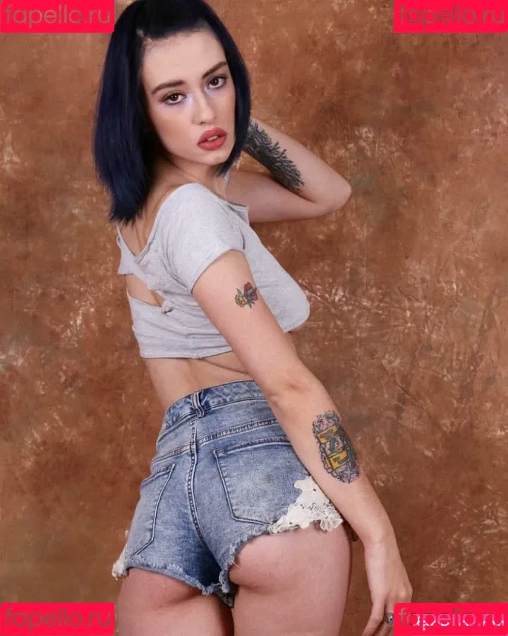 Taylor Evanchak Onlyfans Photo Gallery 