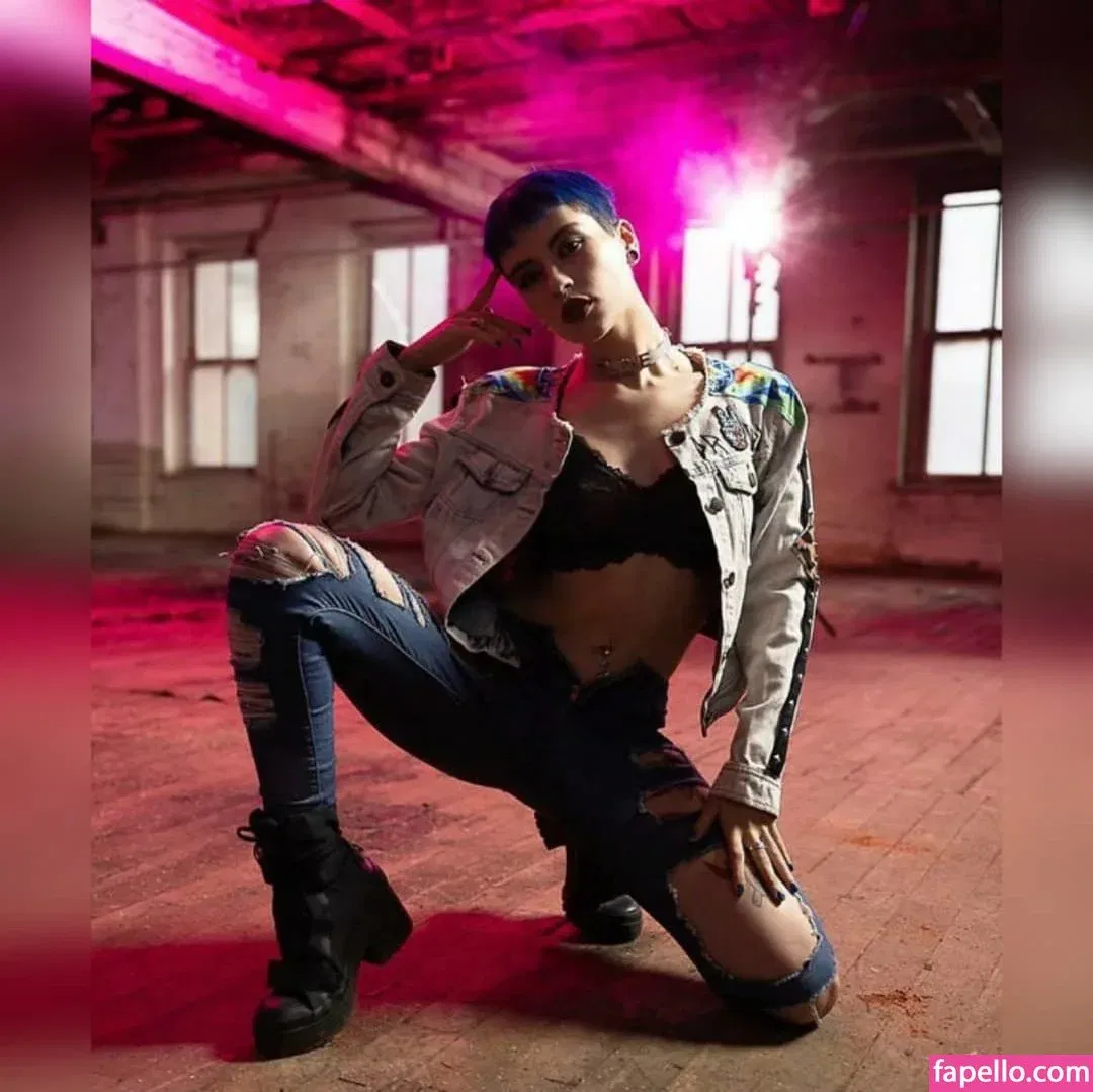 Taylor Evanchak Onlyfans Photo Gallery 