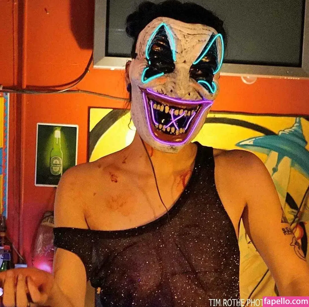 Taylor Evanchak Onlyfans Photo Gallery 