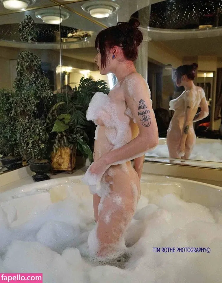 Taylor Evanchak Onlyfans Photo Gallery 