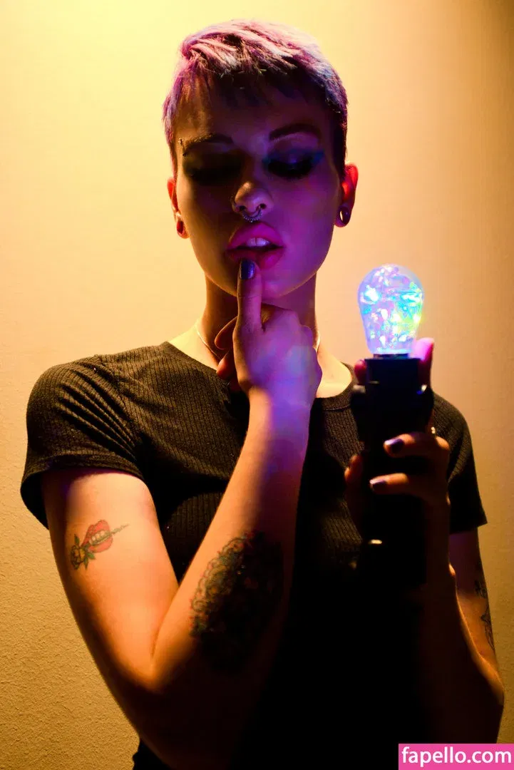 Taylor Evanchak Onlyfans Photo Gallery 