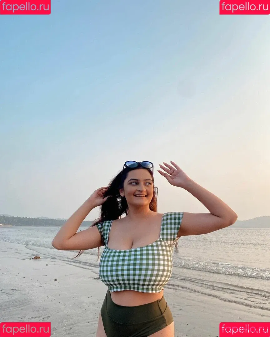 Sonali Malhotra Onlyfans Photo Gallery 