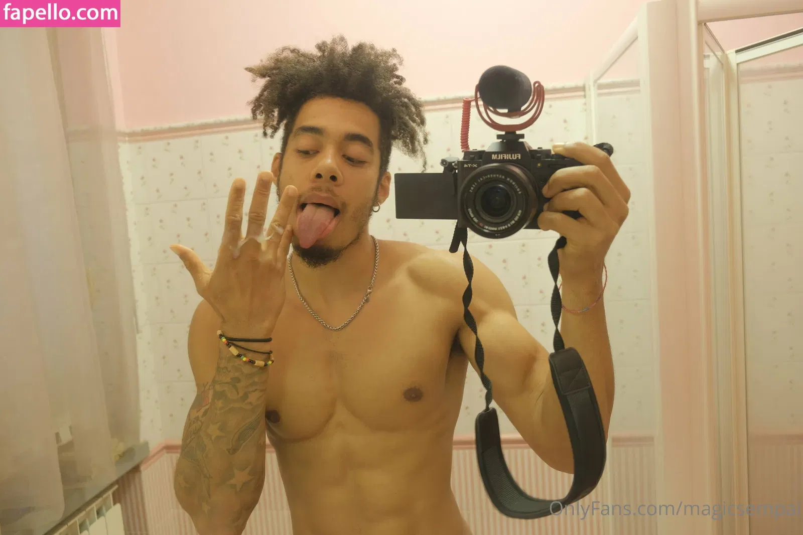 magicsempai Onlyfans Photo Gallery 