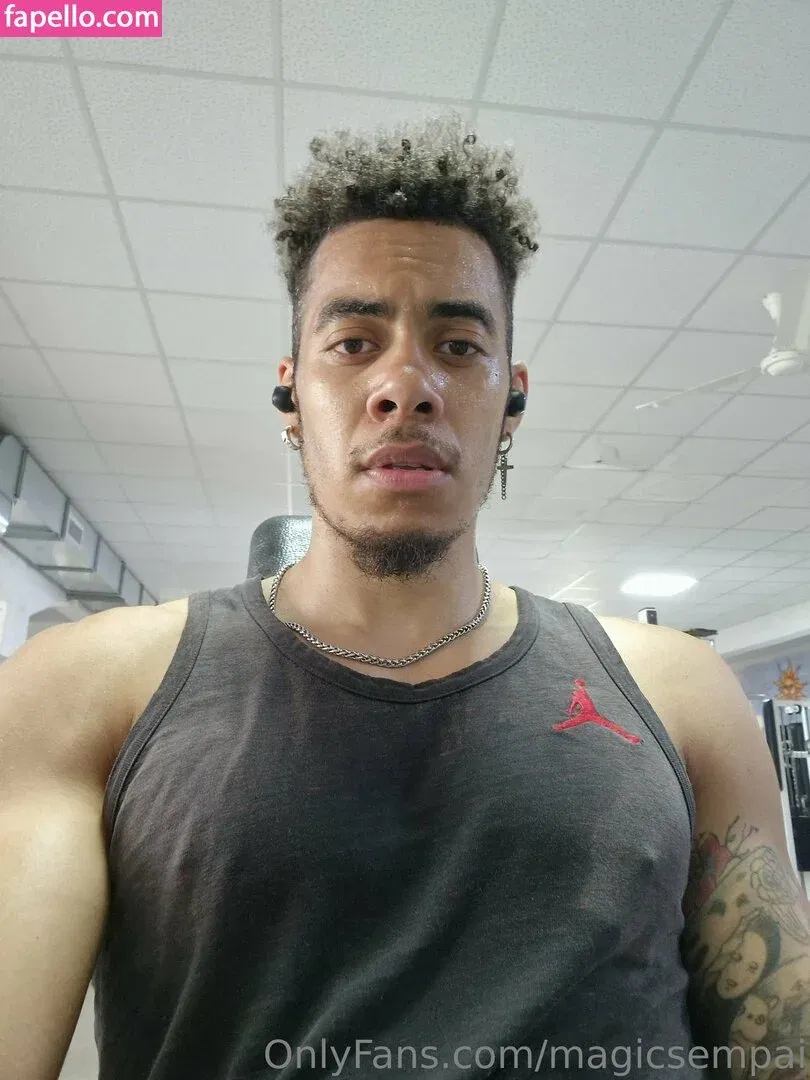 magicsempai Onlyfans Photo Gallery 