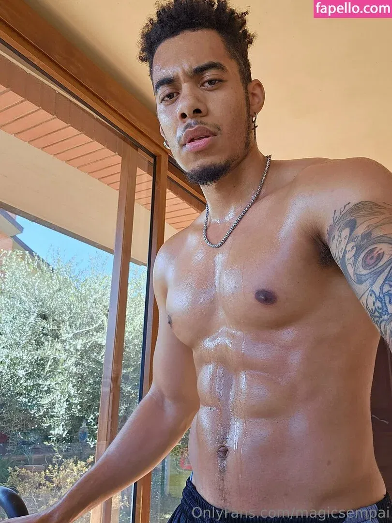 magicsempai Onlyfans Photo Gallery 