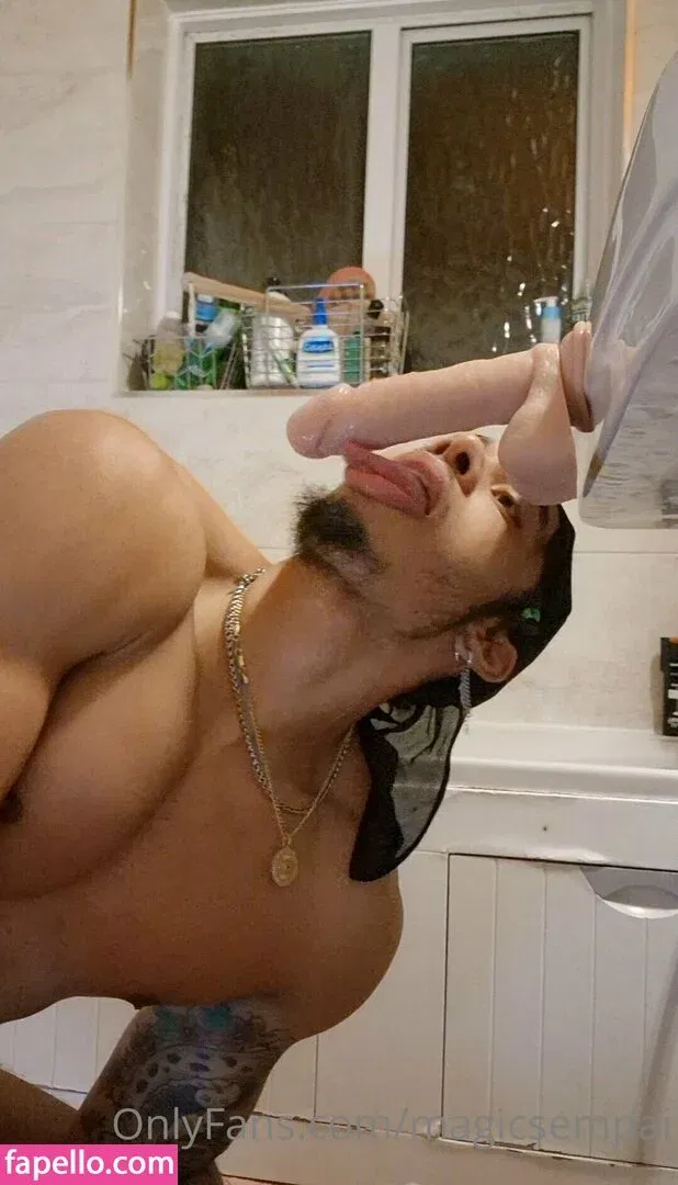 magicsempai Onlyfans Photo Gallery 