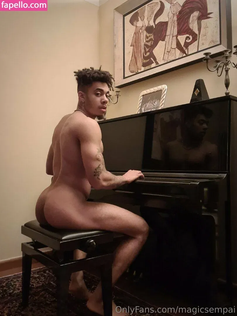 magicsempai Onlyfans Photo Gallery 