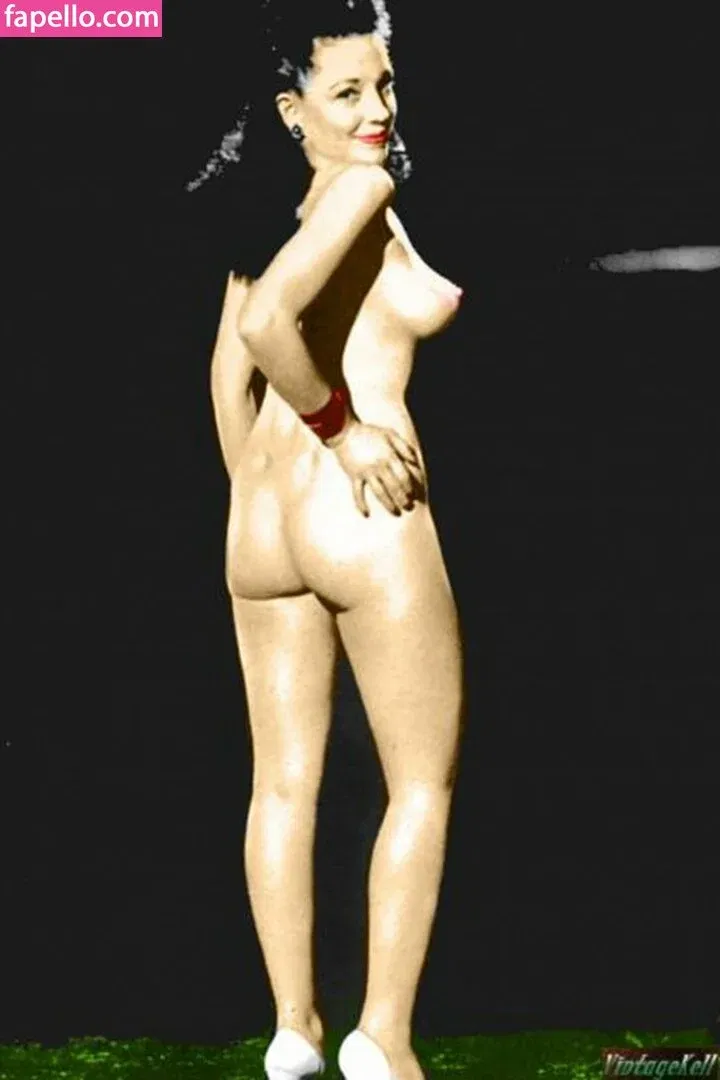 Evelyn Onlyfans Photo Gallery 