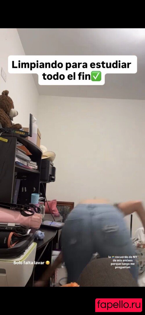 Evelyn Onlyfans Photo Gallery 