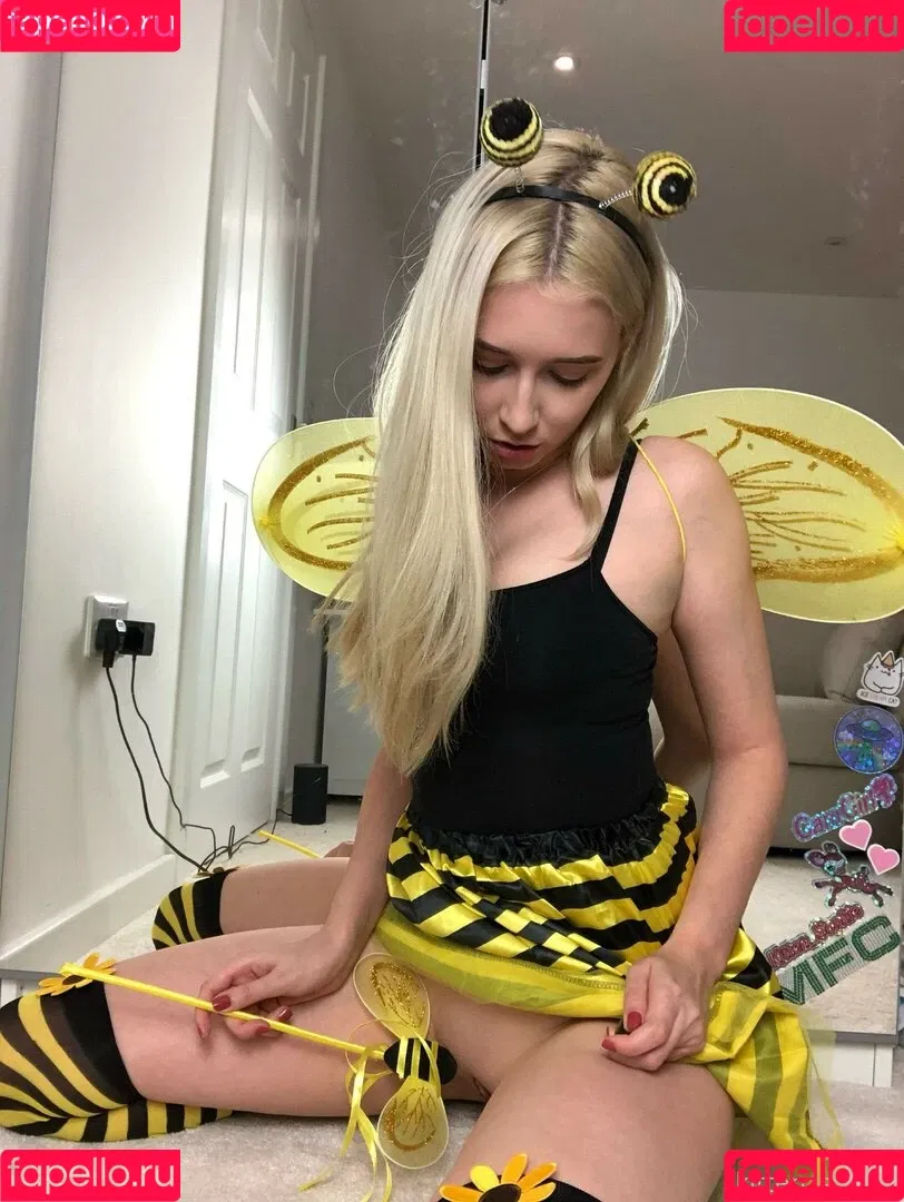 kirabee Onlyfans Photo Gallery 