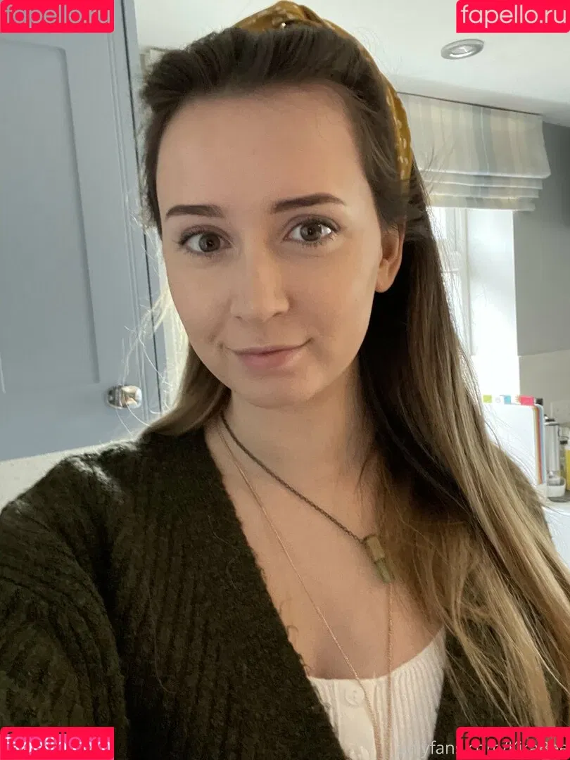kirabee Onlyfans Photo Gallery 