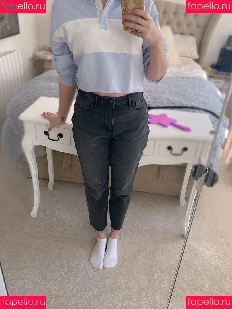 kirabee Onlyfans Photo Gallery 
