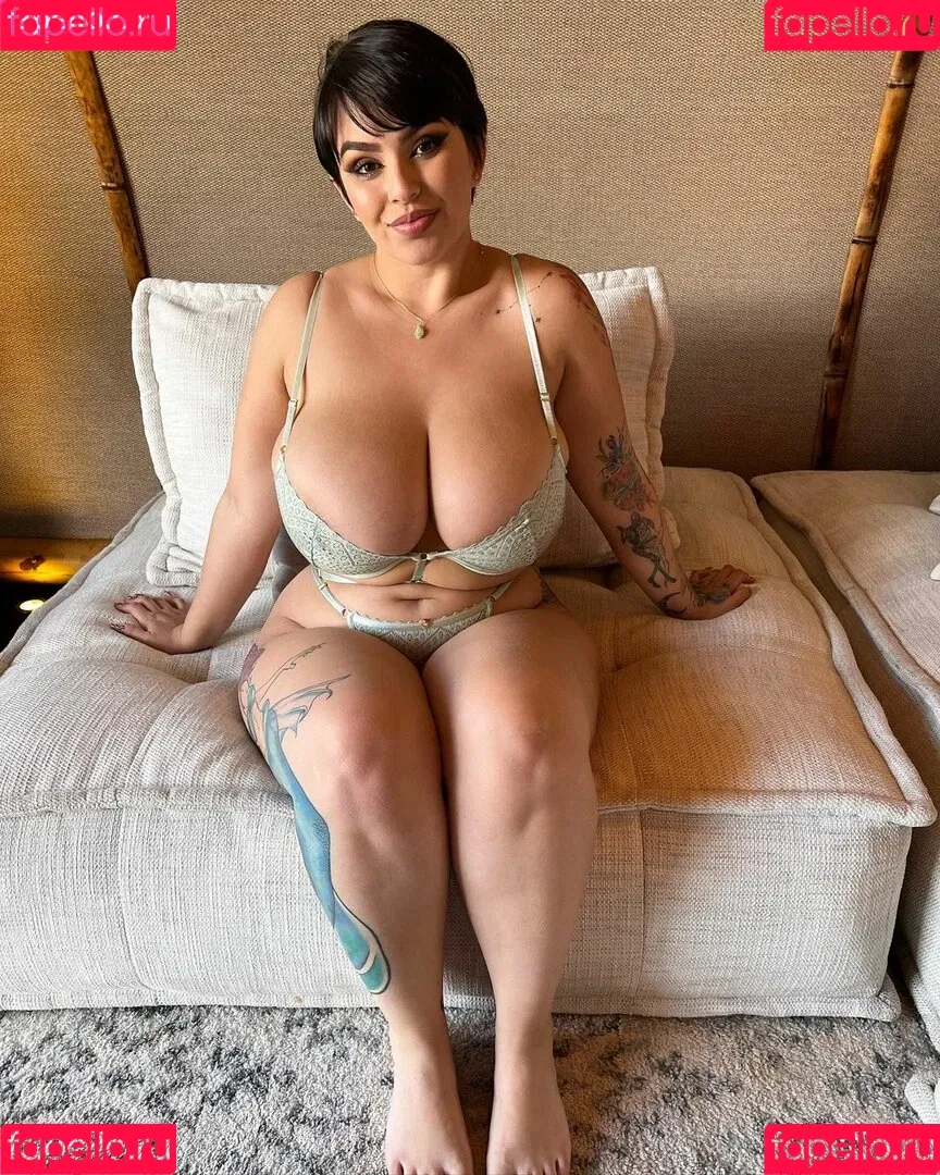 Amaretto Hammer Onlyfans Photo Gallery 