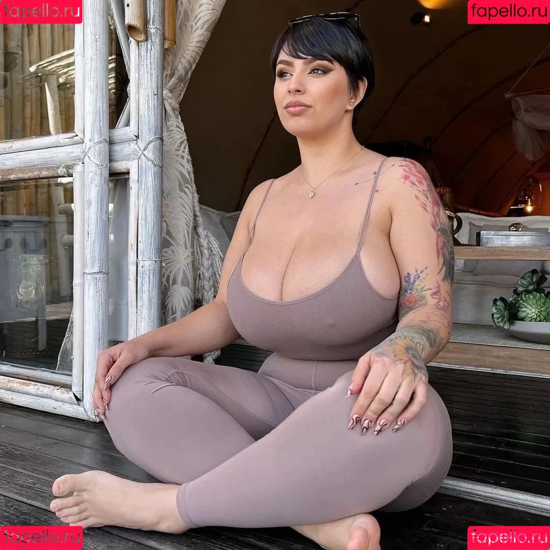 Amaretto Hammer Onlyfans Photo Gallery 