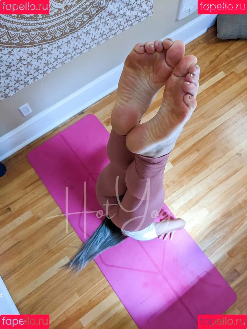 hot-yoga Onlyfans Photo Gallery 