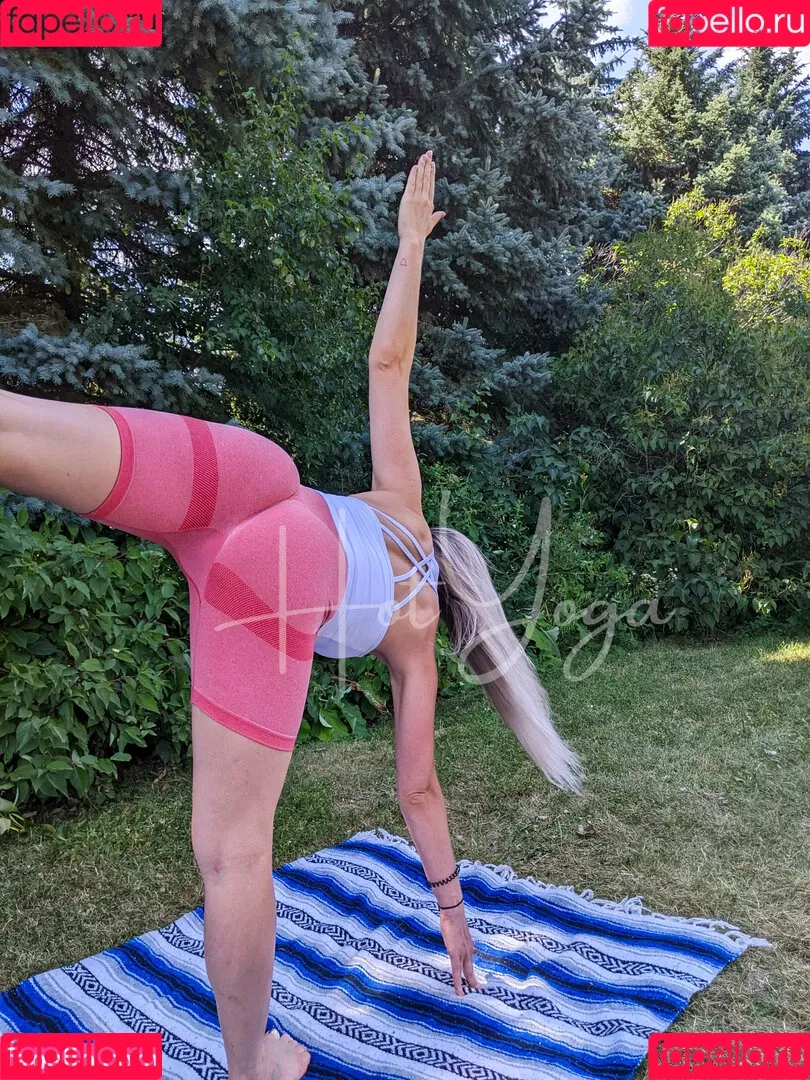 hot-yoga Onlyfans Photo Gallery 