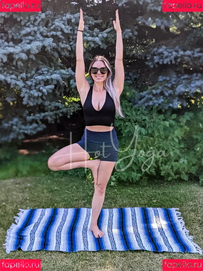 hot-yoga Onlyfans Photo Gallery 
