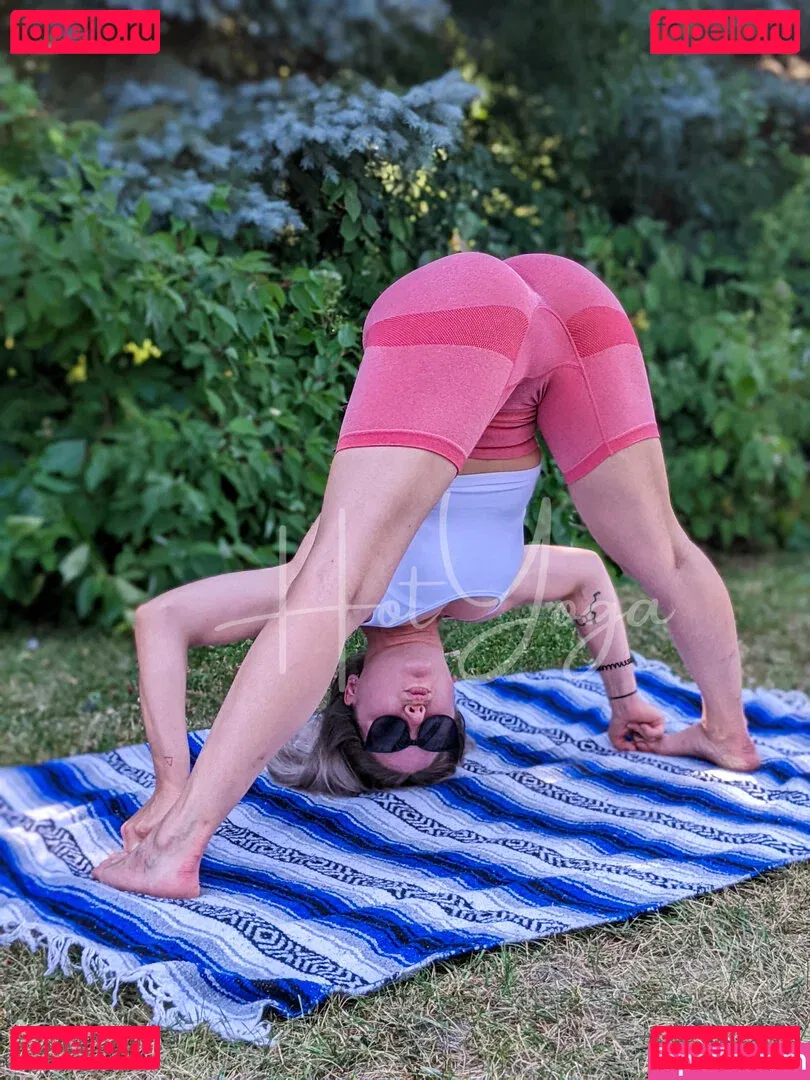 hot-yoga Onlyfans Photo Gallery 